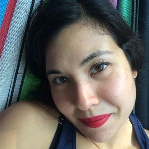 Meet Your Posher, Jenelle